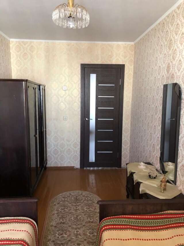 Апартаменты Трех-комнатная квартира в центре Барановичи-9